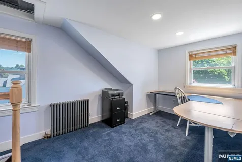 40 Walray Avenue North Haledon NJ 07508