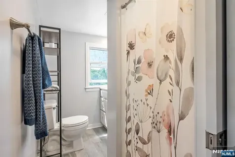 40 Walray Avenue North Haledon NJ 07508