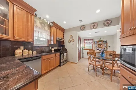 123 Ilford Avenue North Arlington NJ 07031