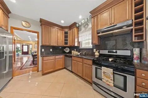123 Ilford Avenue North Arlington NJ 07031