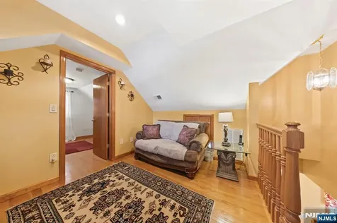 123 Ilford Avenue North Arlington NJ 07031