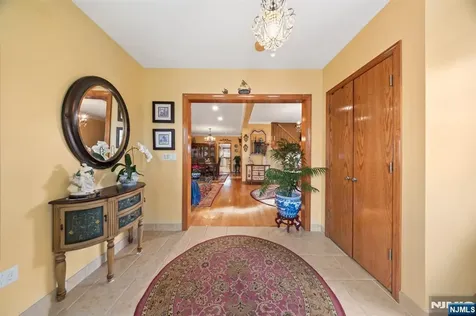 123 Ilford Avenue North Arlington NJ 07031
