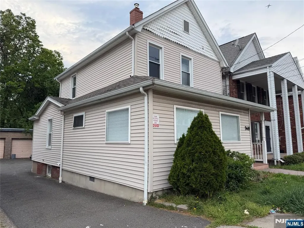 568 Lafayette Avenue Hawthorne NJ 07506