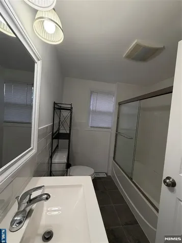 568 Lafayette Avenue Hawthorne NJ 07506
