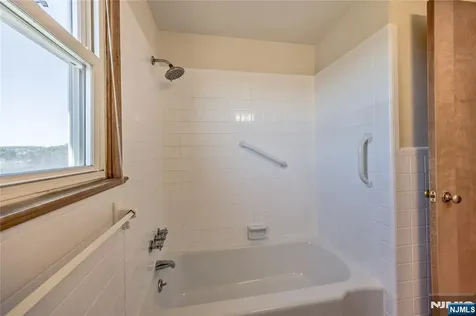 88 Maple Avenue Woodland Park NJ 07424