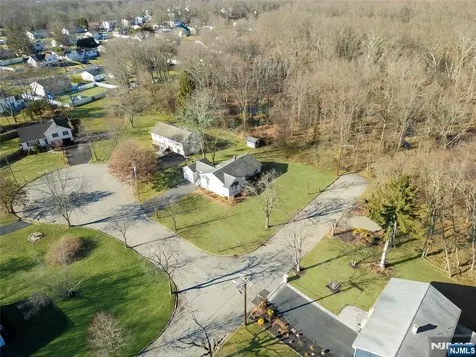 60 White Oak Road Par-troy Hills Twp. NJ 07054