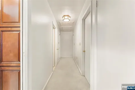 60 White Oak Road Par-troy Hills Twp. NJ 07054