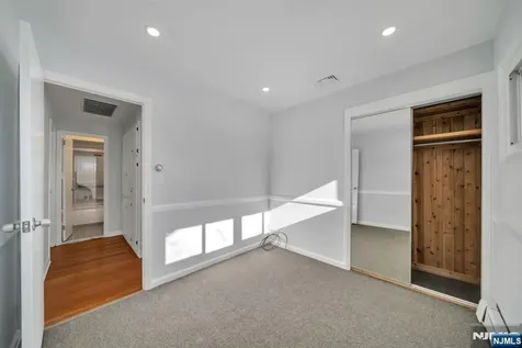 231 Hillside Avenue Paramus NJ 07652