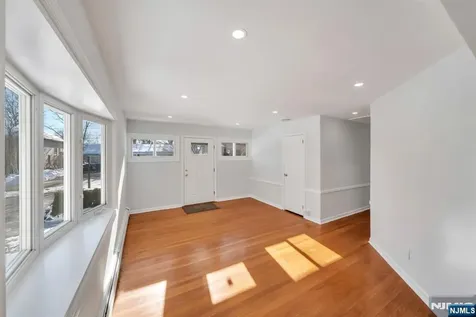 231 Hillside Avenue Paramus NJ 07652
