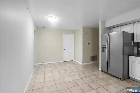 364 Broad Street Carlstadt NJ 07072