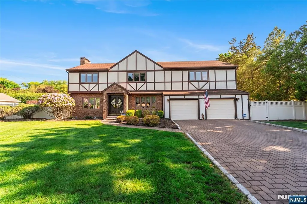 6 Jay Street Old Tappan NJ 07675