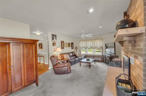 6 Jay Street Old Tappan NJ 07675