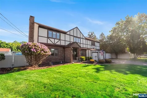 6 Jay Street Old Tappan NJ 07675