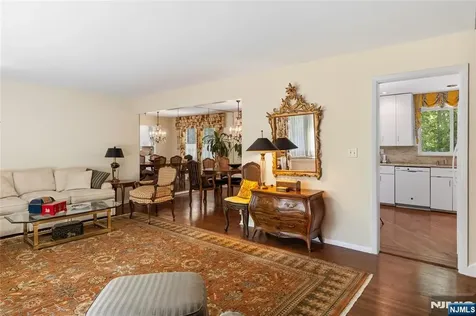 568 Stellman Road River Vale NJ 07675