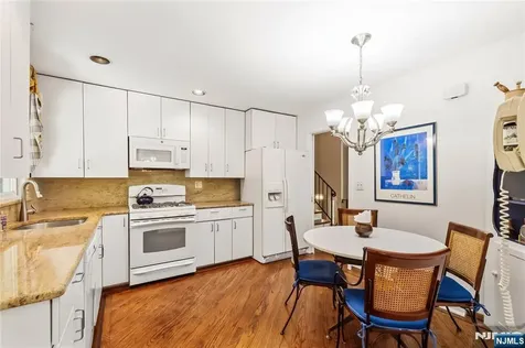 568 Stellman Road River Vale NJ 07675