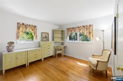 568 Stellman Road River Vale NJ 07675