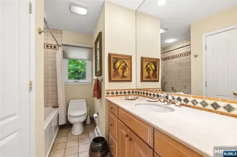 568 Stellman Road River Vale NJ 07675