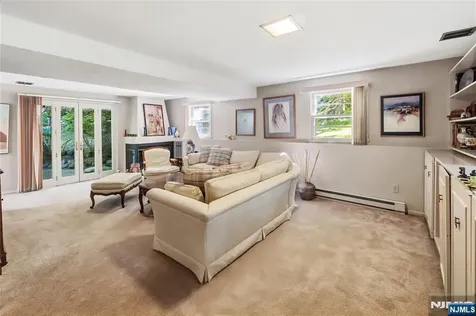 568 Stellman Road River Vale NJ 07675