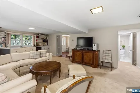 568 Stellman Road River Vale NJ 07675