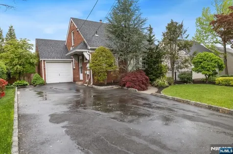881 Lincoln Avenue Maywood NJ 07607
