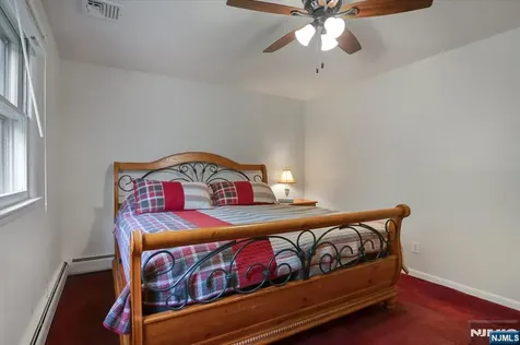 10 Hemlock Place Ringwood NJ 07456