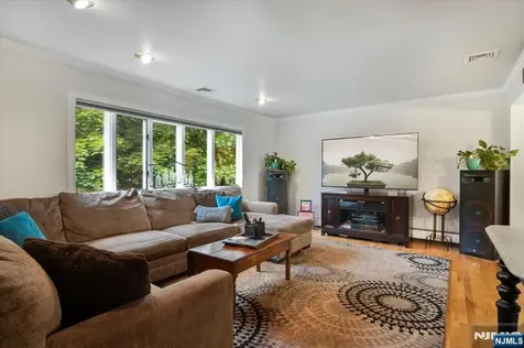 10 Hemlock Place Ringwood NJ 07456