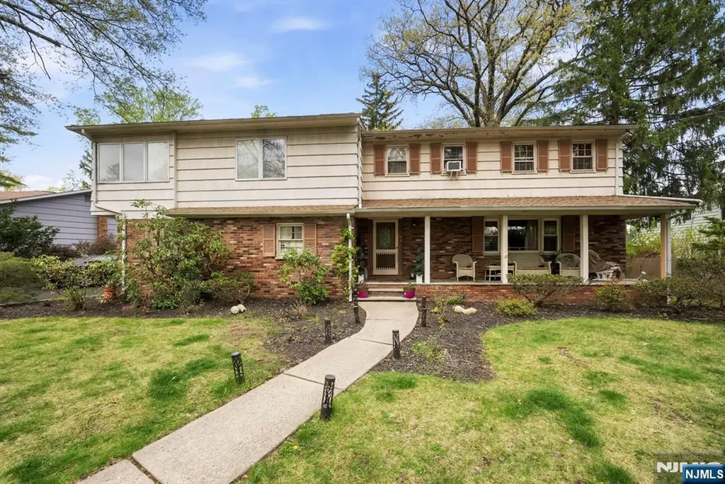 14 Hepworth Place West Orange NJ 07052