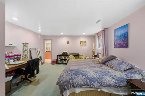 14 Hepworth Place West Orange NJ 07052