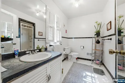 14 Hepworth Place West Orange NJ 07052