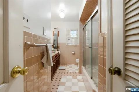 14 Hepworth Place West Orange NJ 07052