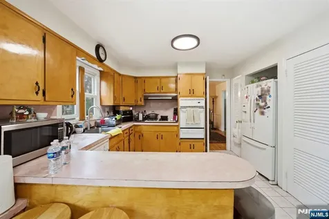 14 Hepworth Place West Orange NJ 07052