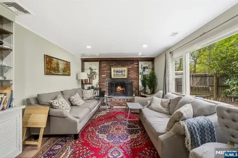 14 Hepworth Place West Orange NJ 07052