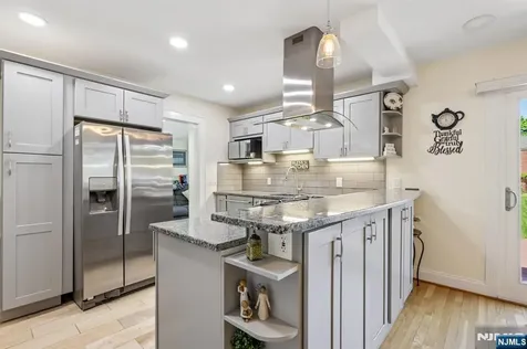 16 Fairmount Avenue Clifton NJ 07011