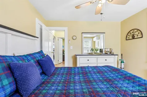 16 Fairmount Avenue Clifton NJ 07011