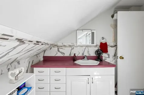 16 Fairmount Avenue Clifton NJ 07011