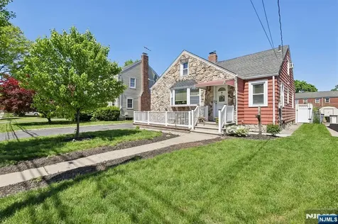 16 Fairmount Avenue Clifton NJ 07011