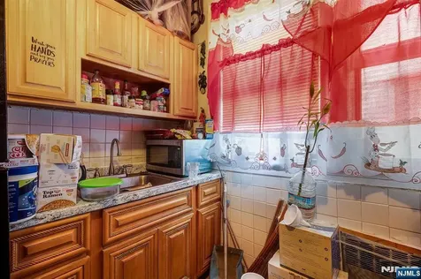 177 Linden Avenue Irvington NJ 07111