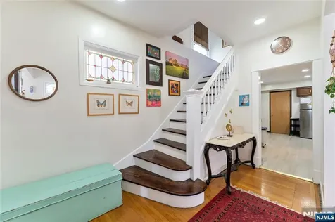 186 Oakwood Avenue Cliffside Park NJ 07010