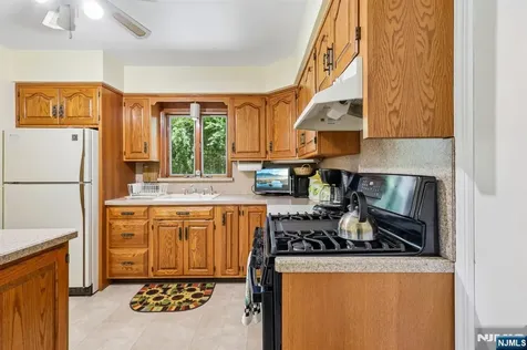 108 Kohring Circle Harrington Park NJ 07640