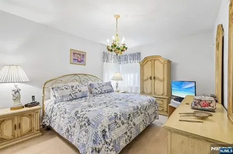 108 Kohring Circle Harrington Park NJ 07640