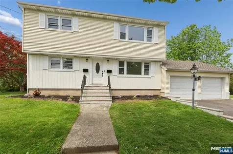 14 John Court Clifton NJ 07013