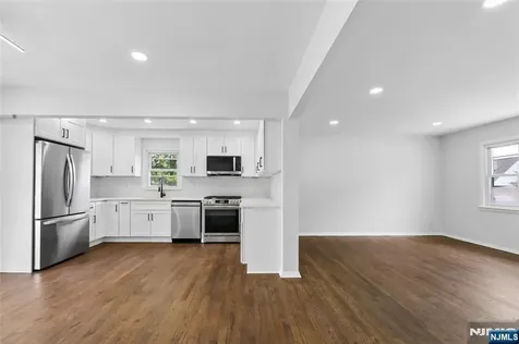14 John Court Clifton NJ 07013