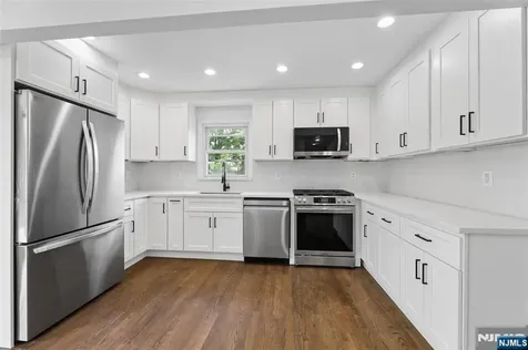 14 John Court Clifton NJ 07013