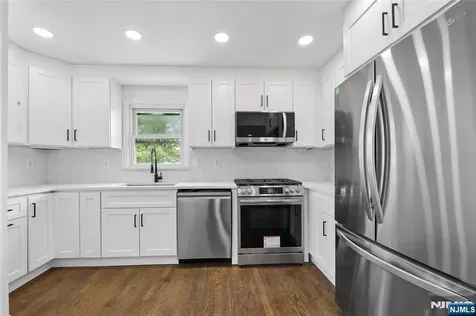 14 John Court Clifton NJ 07013