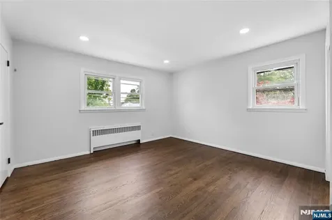 14 John Court Clifton NJ 07013