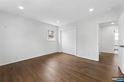 14 John Court Clifton NJ 07013