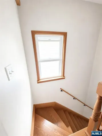 284 Livingston Lyndhurst NJ 07071