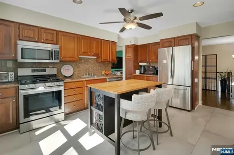 10 Ronald Terrace Springfield NJ 07081