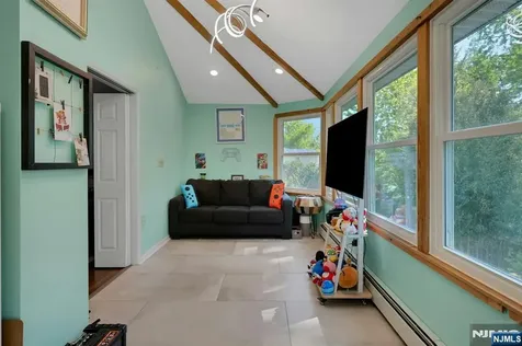 10 Ronald Terrace Springfield NJ 07081