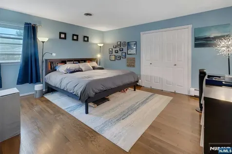 10 Ronald Terrace Springfield NJ 07081